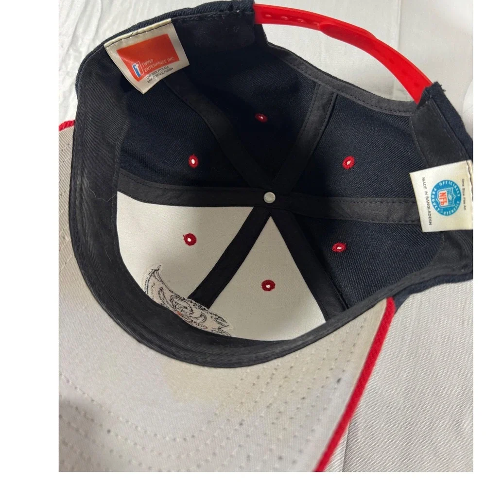 Vintage 90s/00s Twins Enterprise Tampa Bay Buccaneers NFL Snapback Hat